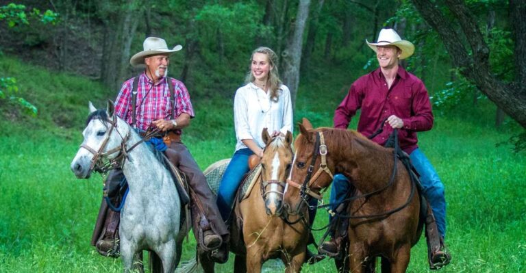 Waco: Horseback Riding Tour With Cowboy Guide