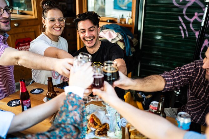 Waking Tour in Athens: Craft Beers and Street Food