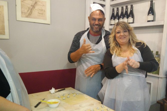 Walking Tour and Authentic Cooking Class in Rome With Lunch or Dinner