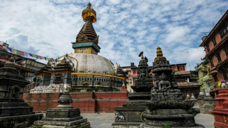 Walking Tour Around Thamel (Kathmandu)
