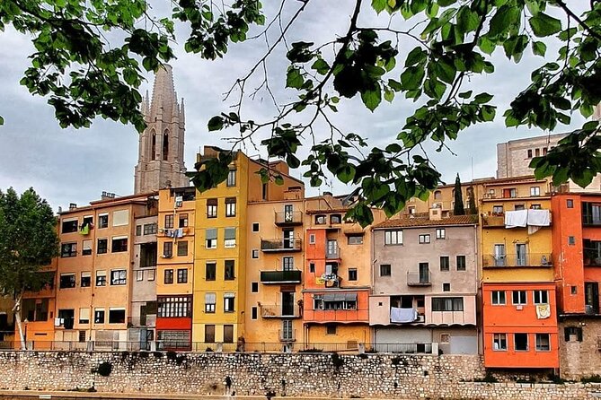 1 walking tour in girona history and gastronomy with tasting Walking Tour in Girona History and Gastronomy With Tasting