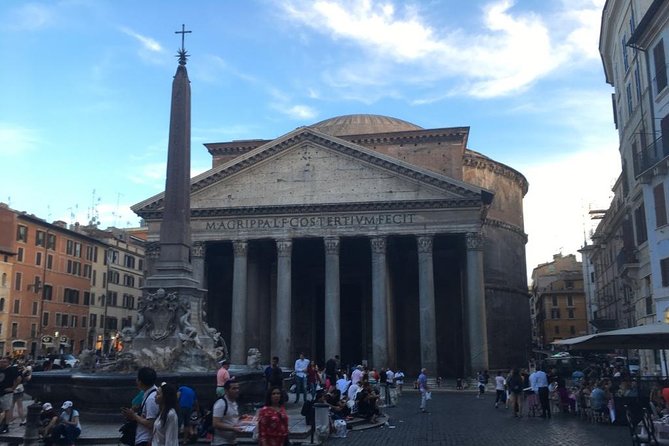Walking Tour in the Heart of Rome and a Cooking Class in a Very Small Group