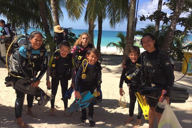 1 watercolors junior open water diver course for kids 10 year old plus Watercolors - Junior Open Water Diver Course for Kids (10 Year Old Plus)
