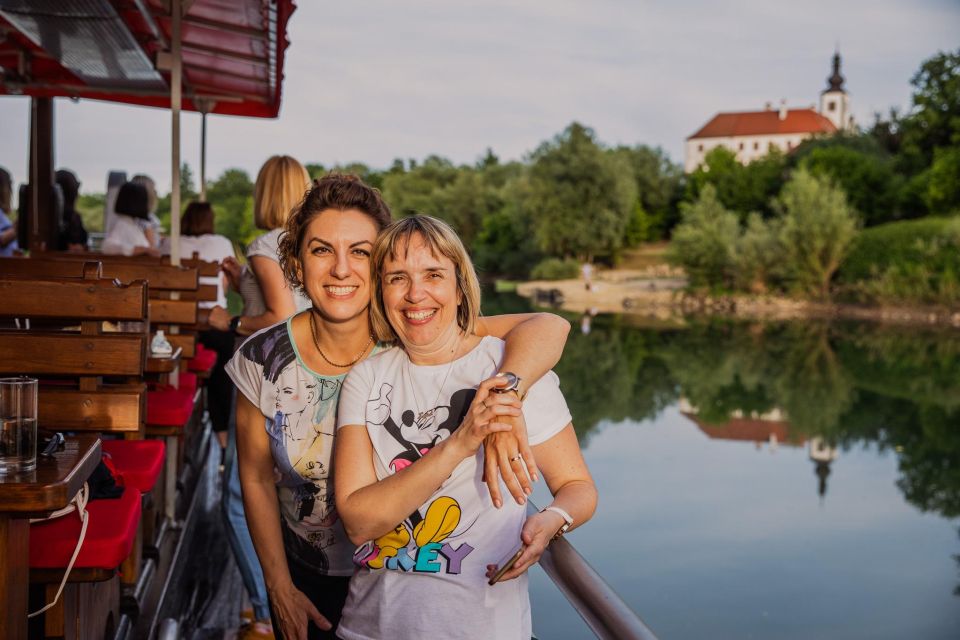 Weekend Boat Trip With a Wooden Boat on the River Kupa - Experience Highlights