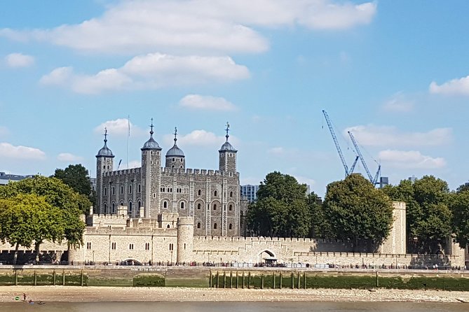 Westminster Walking Tour & Visit The Tower of London