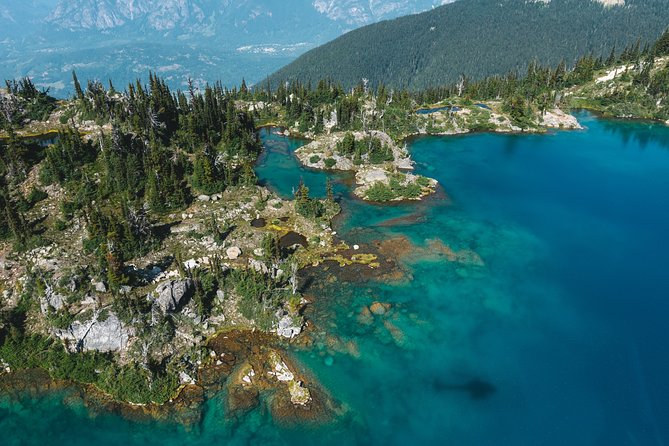 Whistler Helicopter Tour With Alpine Picnic at Beverly Lake