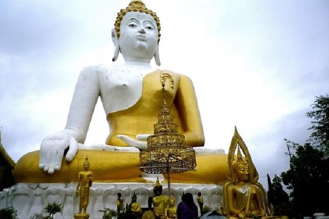 Wiang Kum Kam and Wat Phra That Doi Suthep Private Tour