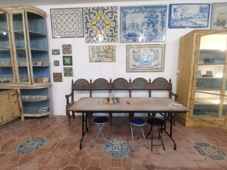Wine Tour and Traditional Portuguese Tiles in Half Day Tour