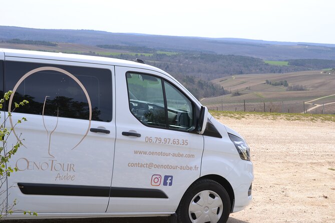 Winetour From Paris to Champagne Visit Tasting and Gourmet Picnic