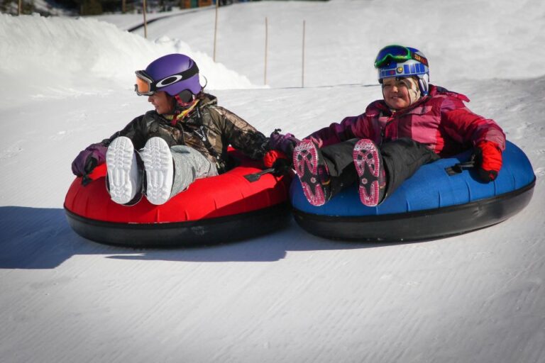 Winter Fun Day Tour Lake Louise Ski Resort & Hot Springs