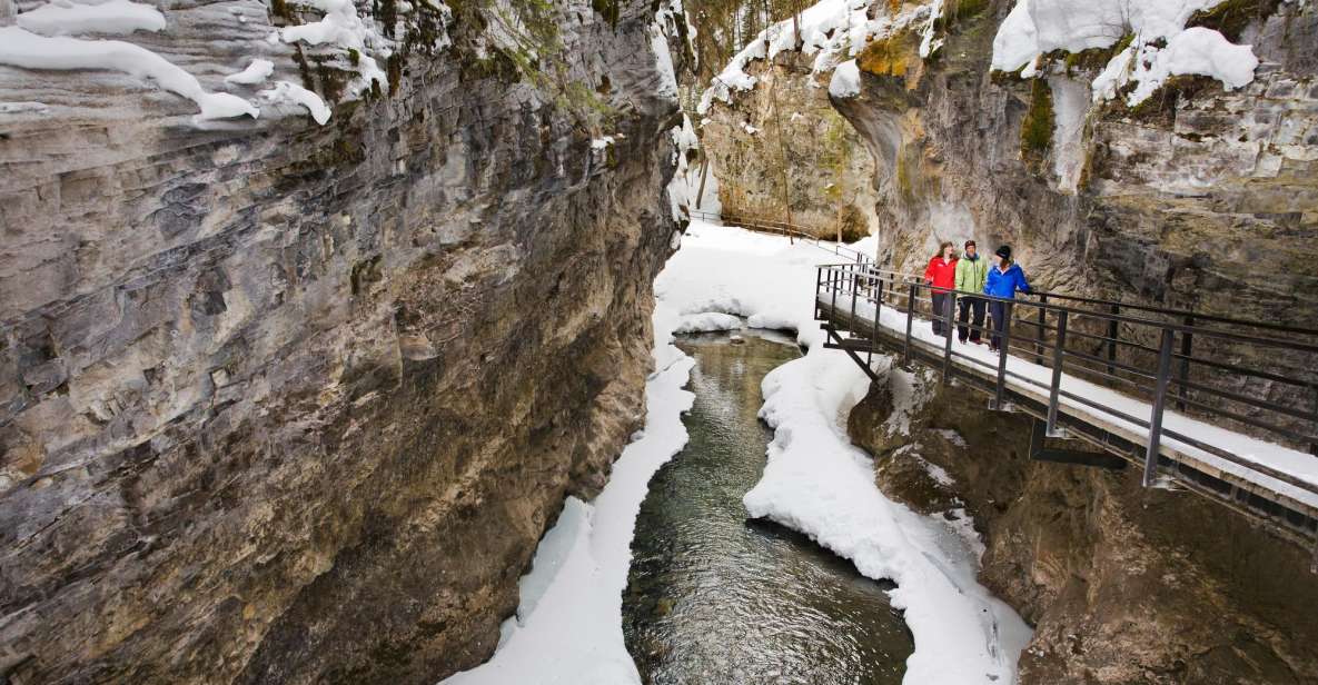 1 winterbanffjohnstoncanyon lakeminnewanka full day tour [Winter]Banff,JohnstonCanyon & LakeMinnewanka Full Day Tour