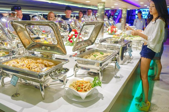 Wonderful Pearl Dinner Cruise in Bangkok