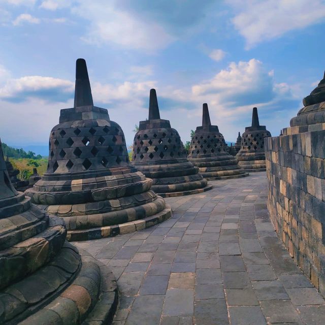 Yogyakarta: Borobudur Temple Half Day Tour