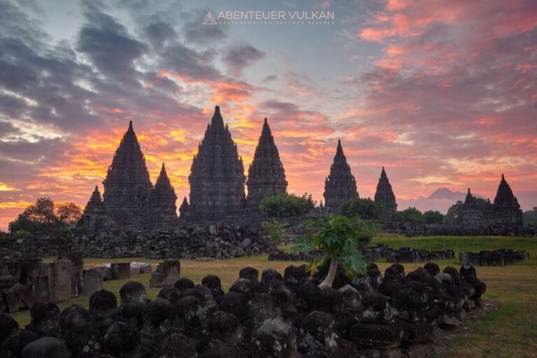 Yogyakarta : Prambanan Temple Sunset With Expert Local Guide