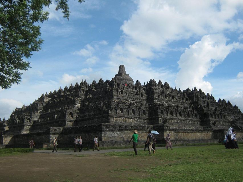 1 yogyakartasunrise at setumbu tour of mount merapi temple Yogyakarta:Sunrise at Setumbu, Tour of Mount Merapi & Temple