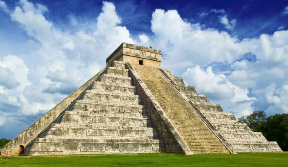 1 yucatan chichen itza and valladolid guided tour with buffet Yucatán: Chichén Itzá and Valladolid Guided Tour With Buffet