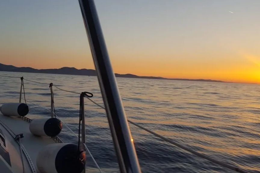 1 zadar private sunset sailboat tour with drinks Zadar: Private Sunset Sailboat Tour With Drinks