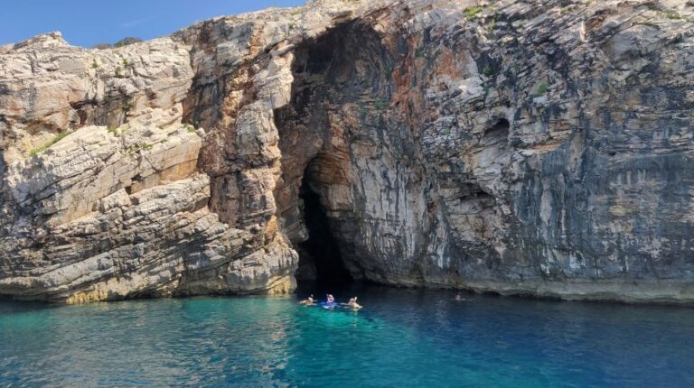 Zadar: Sakarun Bay, Golubinka Cave & Veli Žal Speedboat Tour