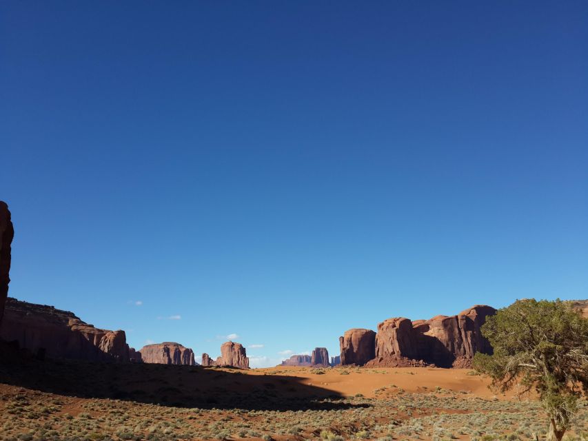 2.5 Hour Guided Vehicle Tours of Monument Valley - Key Points