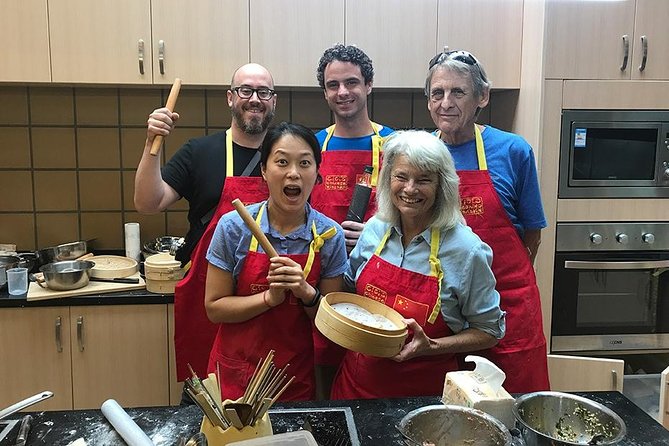 2.5hrs Chinese Kitchen Cooking Class: Steamed Colorful Dumplings - Key Points