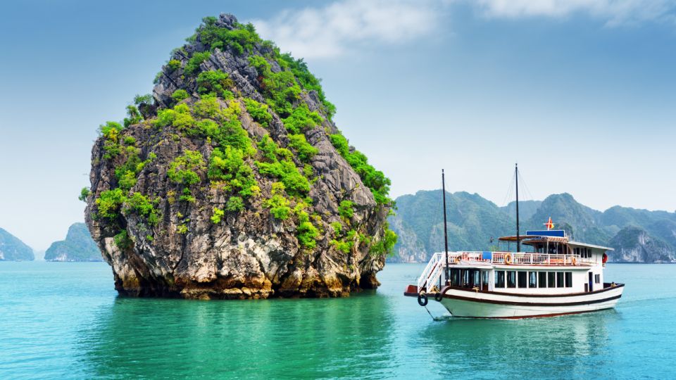 2-Day Ha Long Bay Cruise With Activities - Key Points
