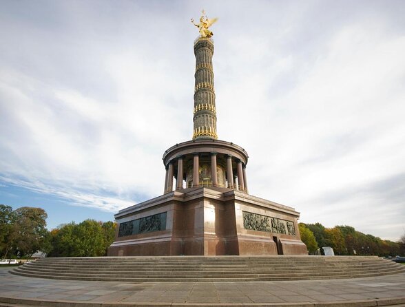 2 Hour Berlin Small Group Segway Tour - Key Points