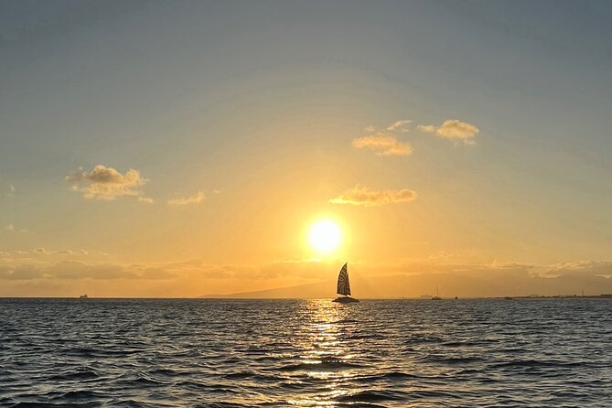 2-Hour Sunset Cruise in Honolulu - Key Points