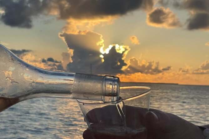 2-Hour Sunset Sailing With Wine In Stock Island - Key Points