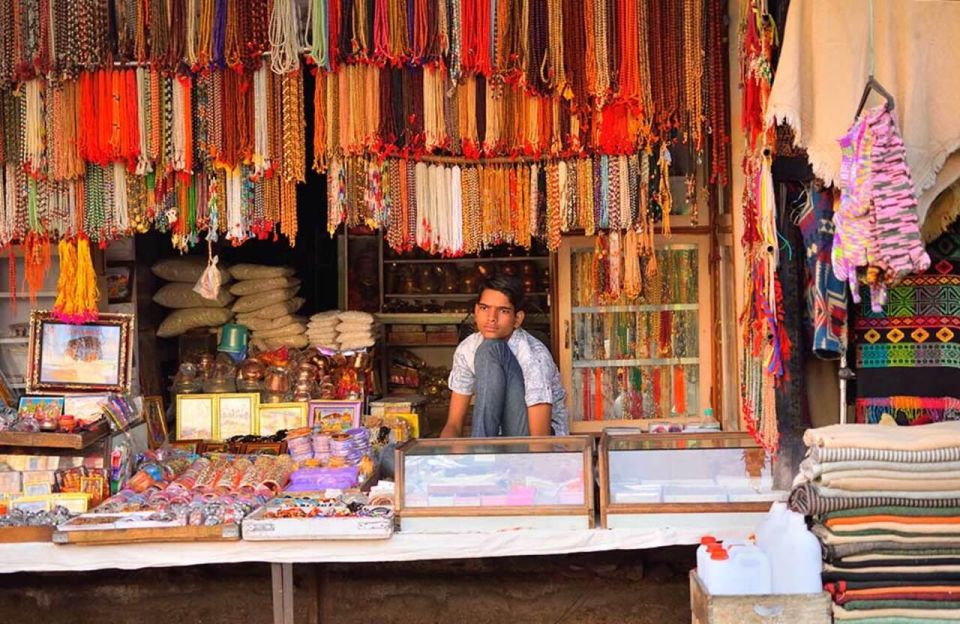 2 hours morning heritage spiritual walking tour of jaipur 2 Hours Morning Heritage & Spiritual Walking Tour of Jaipur