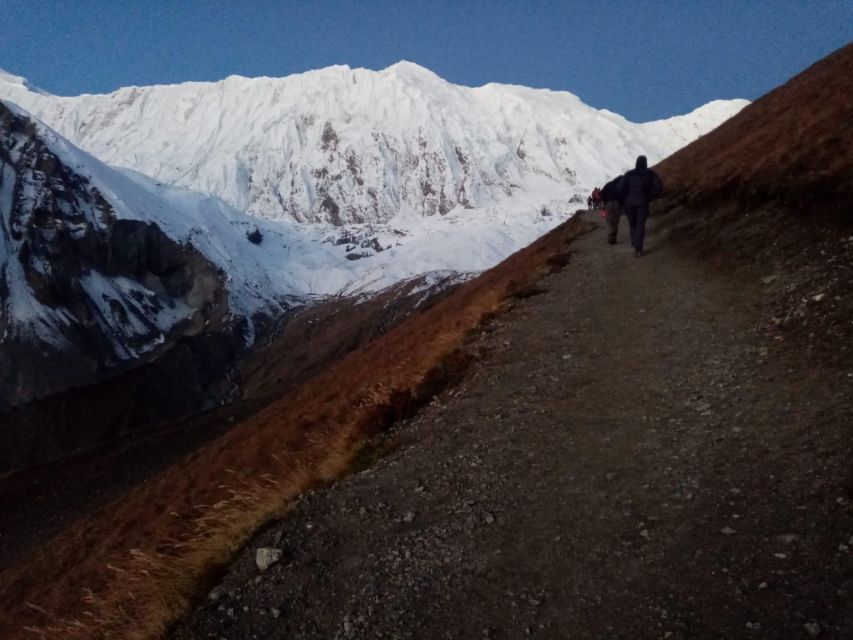 20 Days Annapurna Circuit Trek With Pisang Peak Climbing - Key Points