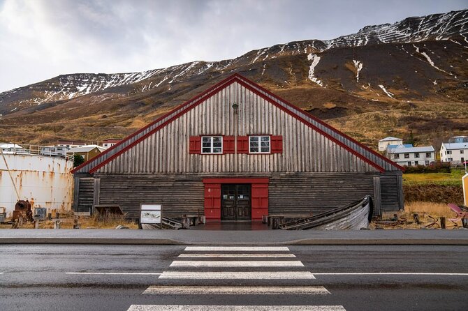 1-Hour Siglufjörður Stroll - Must-See Landmarks