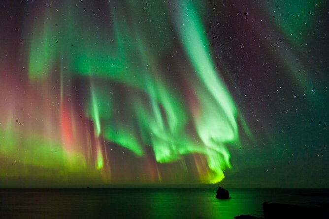 #1 Northern Lights Tour in Iceland From Reykjavik With PRO Photos - Tour Inclusions