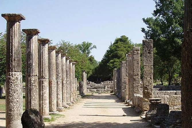 2 Days Private Tour:Arachova-Delphi-Ancient Olympia 8seat - Highlights of Arachova