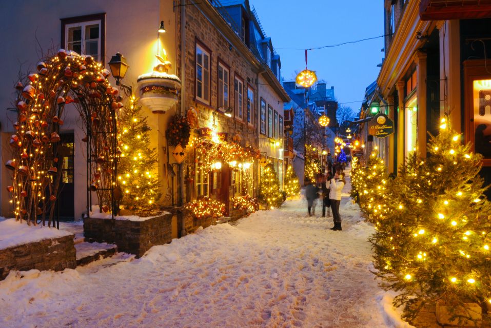 2-Hour Christmas Magic Tour in Old Quebec - Tour Highlights and Locations Visited