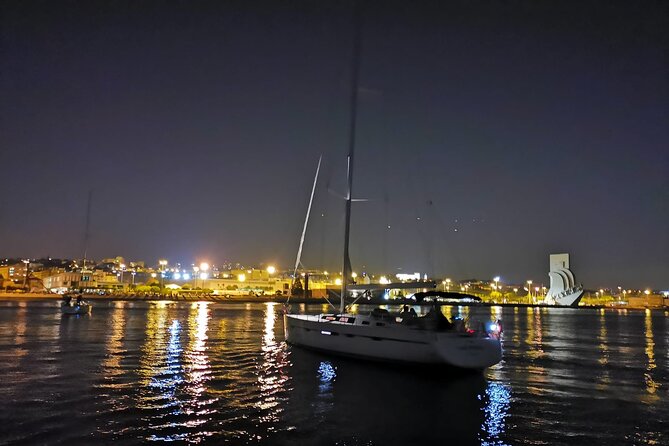 2-Hour Night Sailing Tour in Lisbon With a Drink - Meeting Point Details