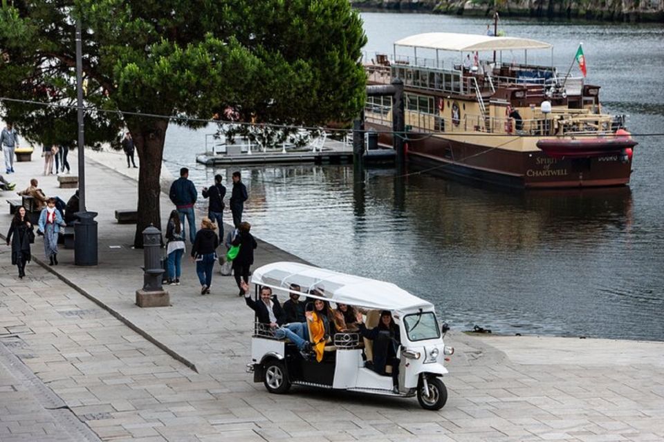 2 Hour Private Tuktuk Tour in Porto to Monastery and Cellars - Tour Highlights and Itinerary