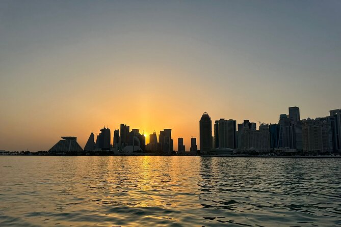 2 Hours Private Guided Boat Tour in Doha - Review Summary
