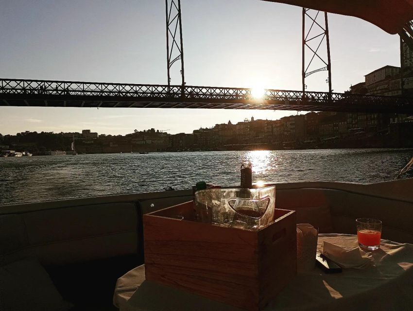 2h Private Boat Trip for Two With Tasting in Porto - Experience Highlights