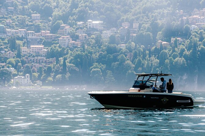 2H Private Cruise on Lake Como Tender Yacht Invictus 5 Pax - Traveler Experience