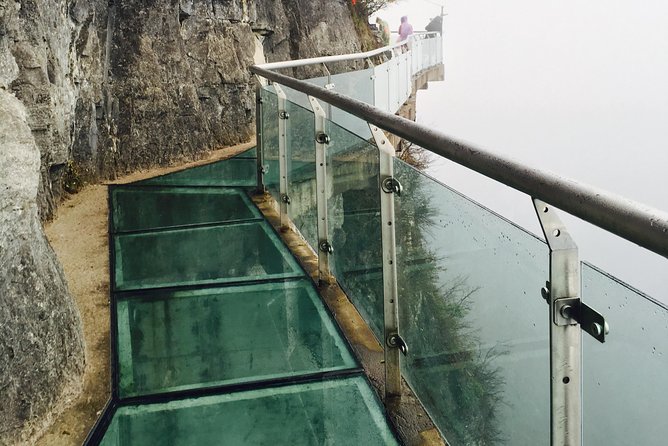 3 Full Days Private Zhangjiajie Tour Includes the Glass Bridge - Accommodation and Dining Options
