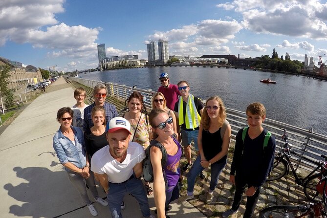 3-Hour Private Berlin Bike Tour: Vibes of Berlin - Berlin Districts Explored