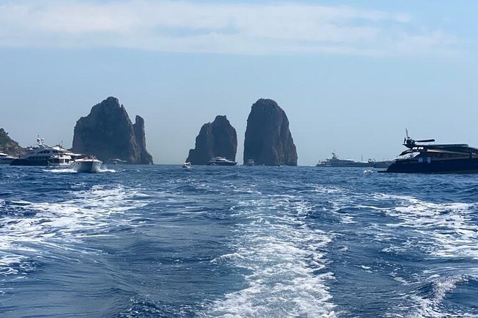 3 Hours Private Capri Boat Tour With Pasta and Prosecco - Tour Details and Pricing