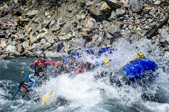 4-hour Guided White Water Rafting Trip  - Revelstoke - Logistics and Meeting Point