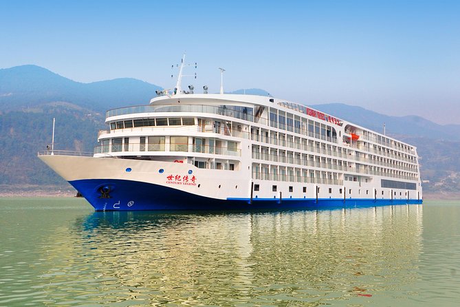 4D3N Yangtze River Cruise: Chongqing to Yichang by Century Cruise - Smart Casual Dress Code Details
