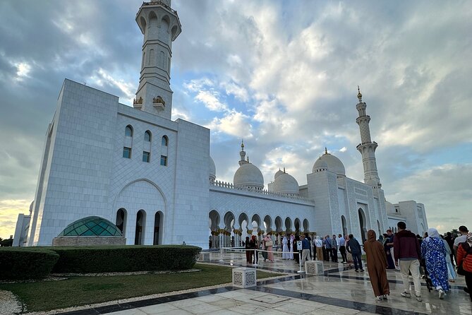 5 Hour Abu Dhabi Grand Mosque Private Tour - Customer Support Details