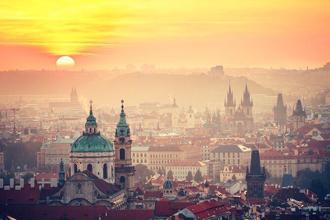 5 Hour Prague City Highlights Tour W/ Local Lunch & a Snack Incl. - Snack Break Highlights