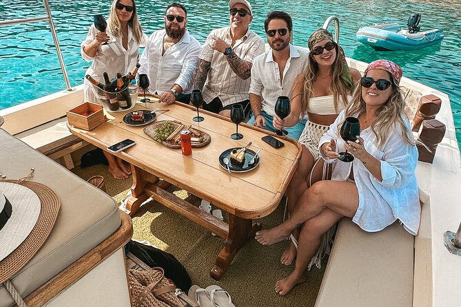 6 Hour Private Cruise in Mykonos With Food and Drinks - Food and Beverage Options