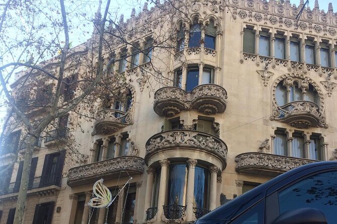 8-Hour Barcelona Private Tour - Private Guide Details