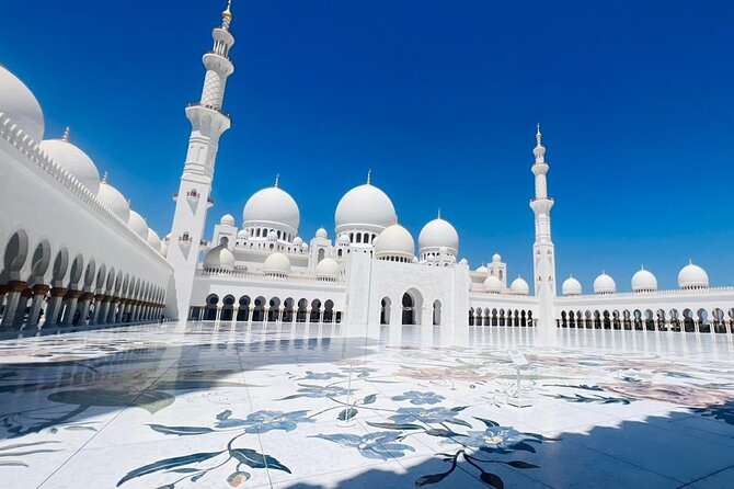 8 Hours Abu Dhabi Grand Mosque and Qasar Al Watan Palace Tour - Traveler Reviews Analysis