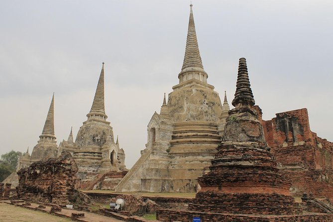 A Day in Ayutthaya: Private 5 UNESCO Temples Tour From Bangkok - Inclusions and Amenities